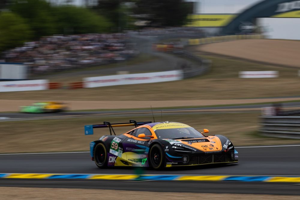 découvrez l'arrivée de grégoire saucy chez mclaren, une nouvelle étape prometteuse dans sa carrière de pilote automobile.