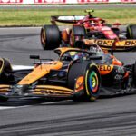 mclaren se rapproche de ferrari et mercedes en rythme, montrant des performances prometteuses et une progression notable dans la compétition.