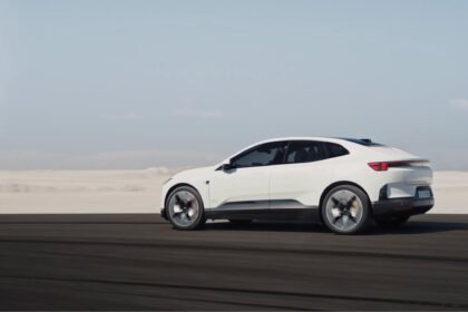 découvrez les 4 innovations majeures à venir de polestar qui révolutionneront l'industrie automobile et renforceront la mobilité durable.