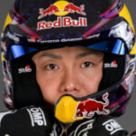 suivez le rallye de suède où katsuta prend une avance dominante tandis que solberg rencontre des difficultés majeures sur les pistes enneigées.