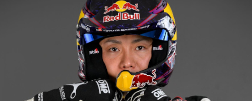 suivez le rallye de suède où katsuta prend une avance dominante tandis que solberg rencontre des difficultés majeures sur les pistes enneigées.