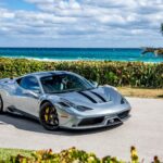 découvrez le triomphe exceptionnel de la vente rm sotheby's à palm beach, où des voitures de collection rares ont atteint des records de prix.