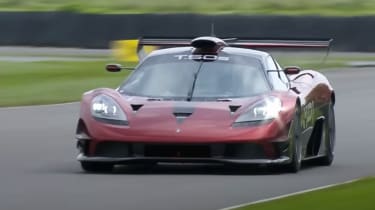 découvrez la gma t.50s niki lauda en production, une supercar exclusive inspirée par la légende de la formule 1, alliant performance exceptionnelle et design innovant.