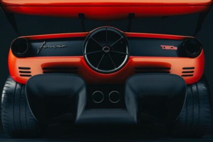 découvrez la gma t.50s niki lauda en production, une supercar exceptionnelle qui rend hommage au légendaire pilote de f1 avec performances et design innovants.